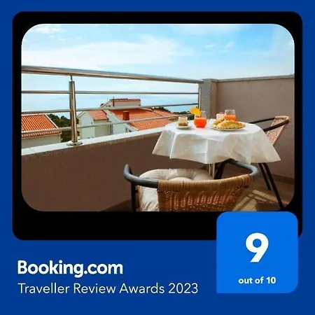 Sara Apartment Makarska