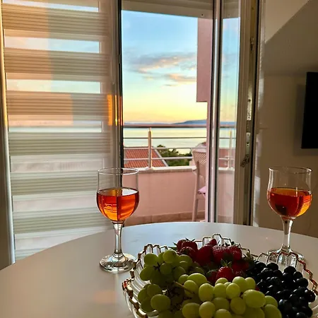 Sara * Makarska