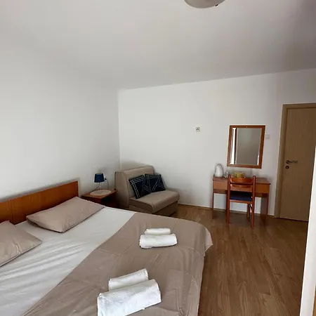 شقة Sara ماكارسكا